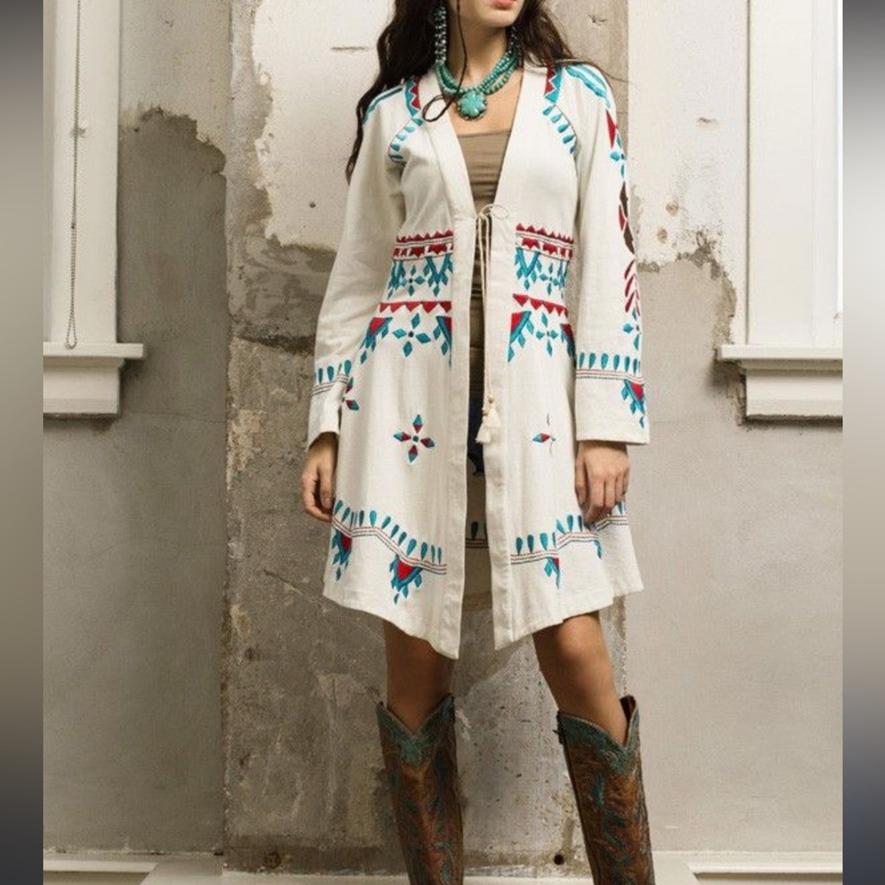 Elegant White Embroidered Cape